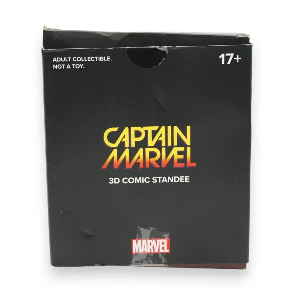Marvel Captain Marvel 3D‎ Comic Standee Figure - Loot Crate EXCLUSIVE
